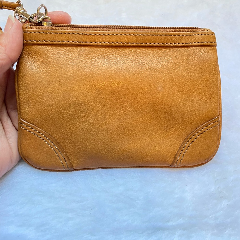 Fossil Wristlet - Picture 3 of 3